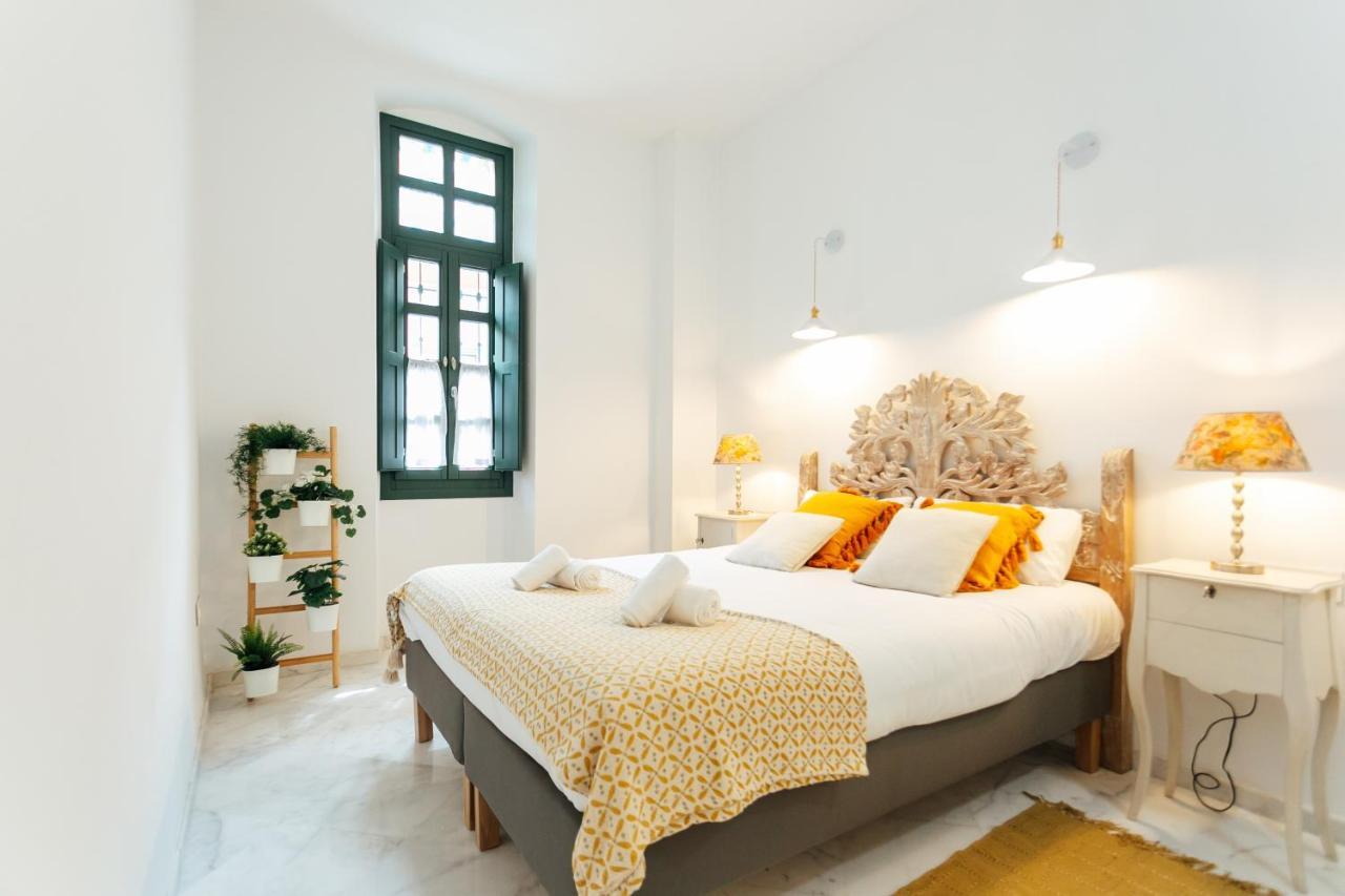 Modern And Wide- 1bd 1bth- Triana Apartament *