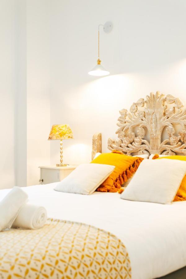 Modern And Wide- 1bd 1bth- Triana Apartament